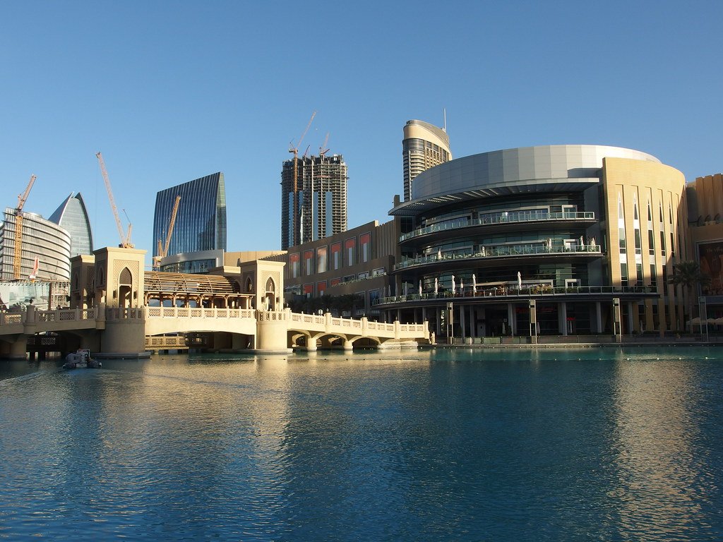 Dubai Mall - Best Places to visit in Dubai